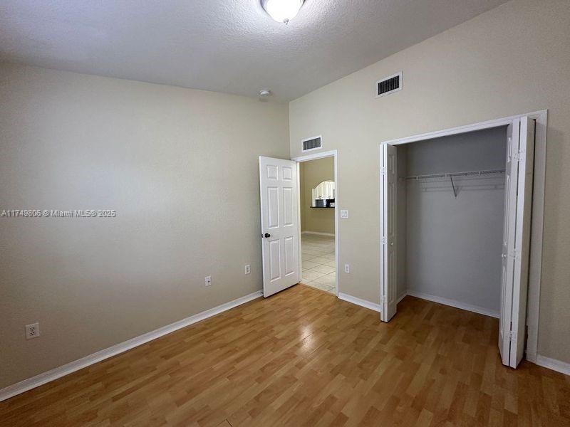 1260 Se 29th St 203-59 Property Photo 9