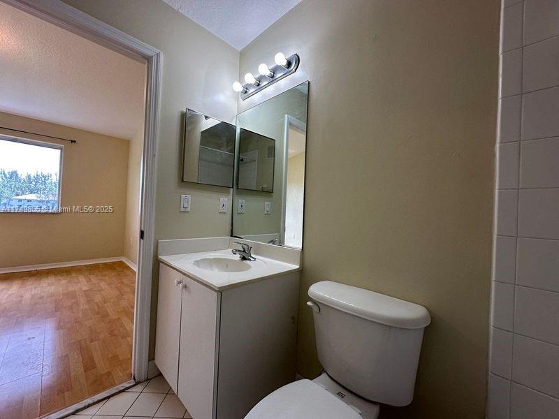 1260 Se 29th St 203-59 Property Photo 17