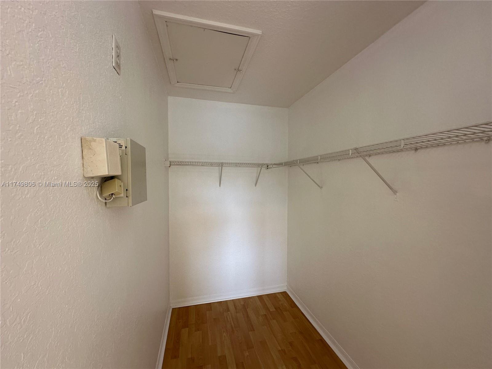1260 Se 29th St 203-59 Property Photo 18