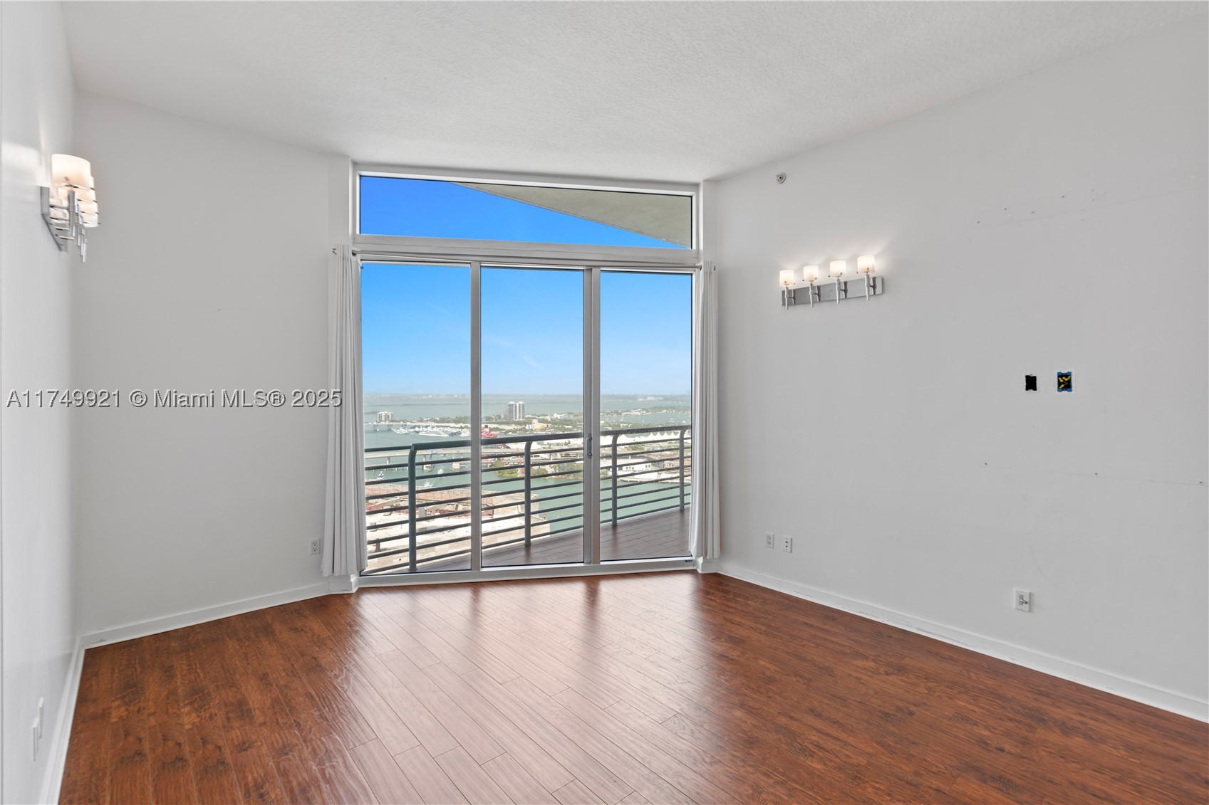 335 S Biscayne Blvd Uph02 Property Photo 9