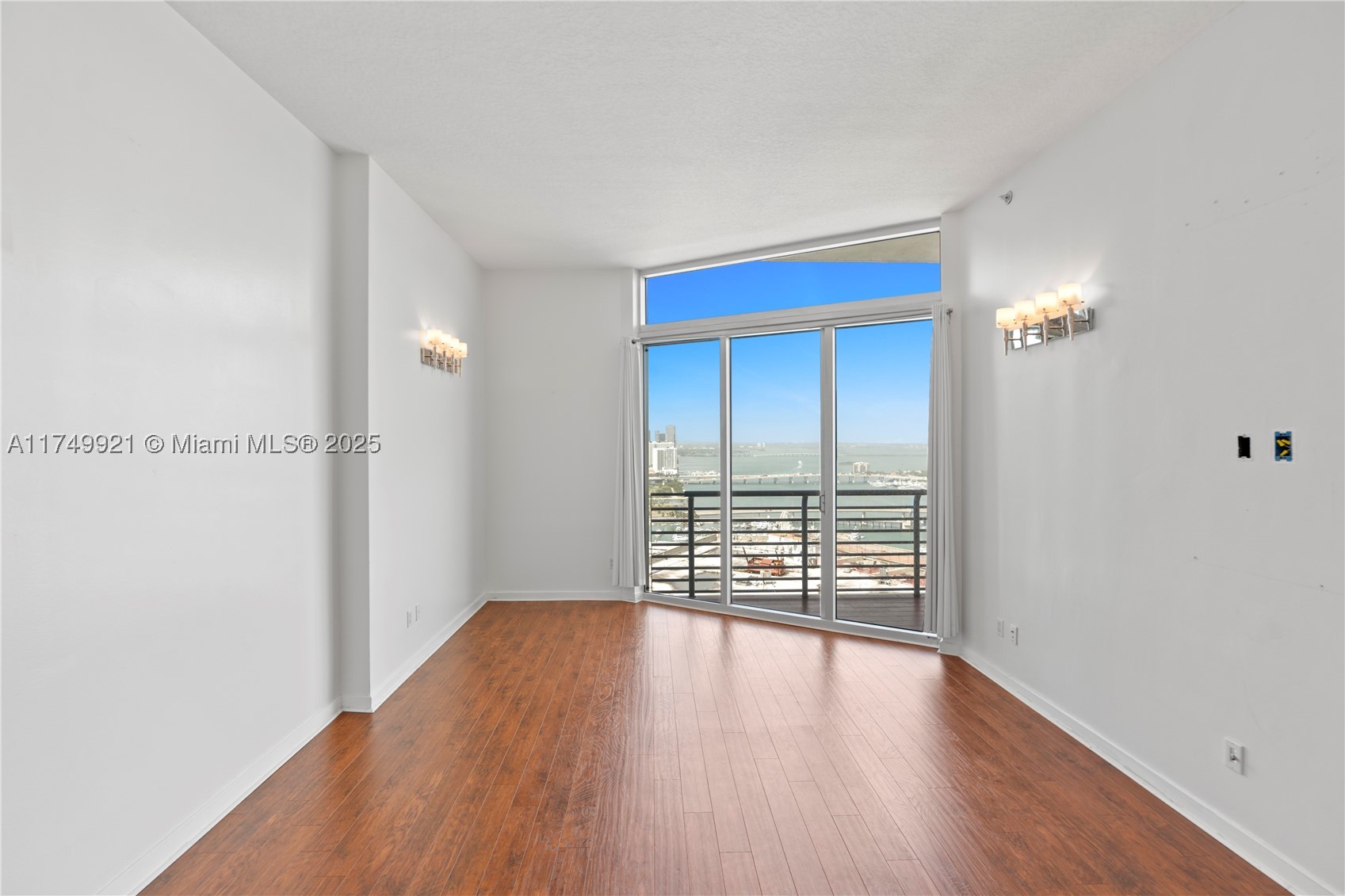 335 S Biscayne Blvd Uph02 Property Photo 11