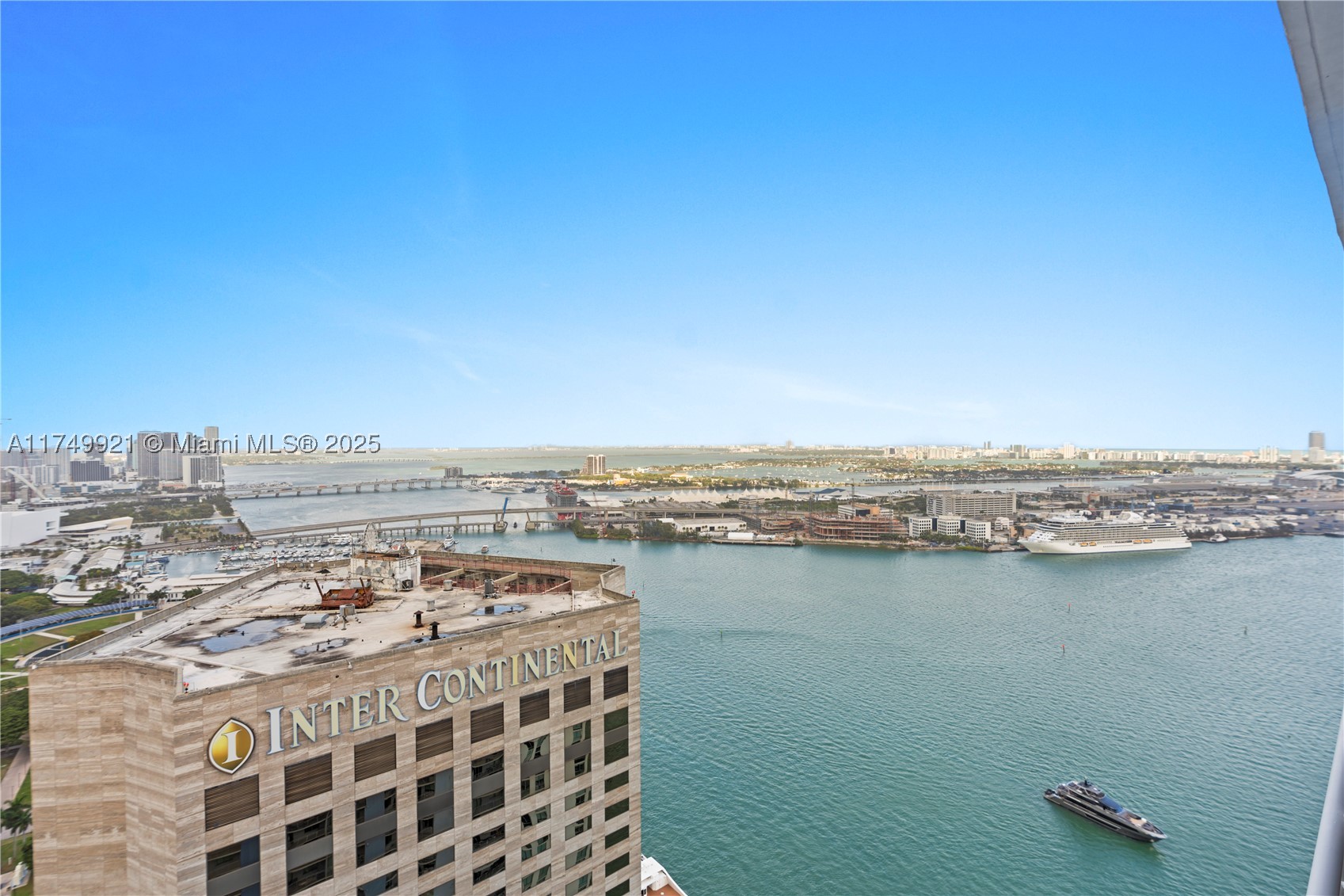 335 S Biscayne Blvd Uph02 Property Photo 14
