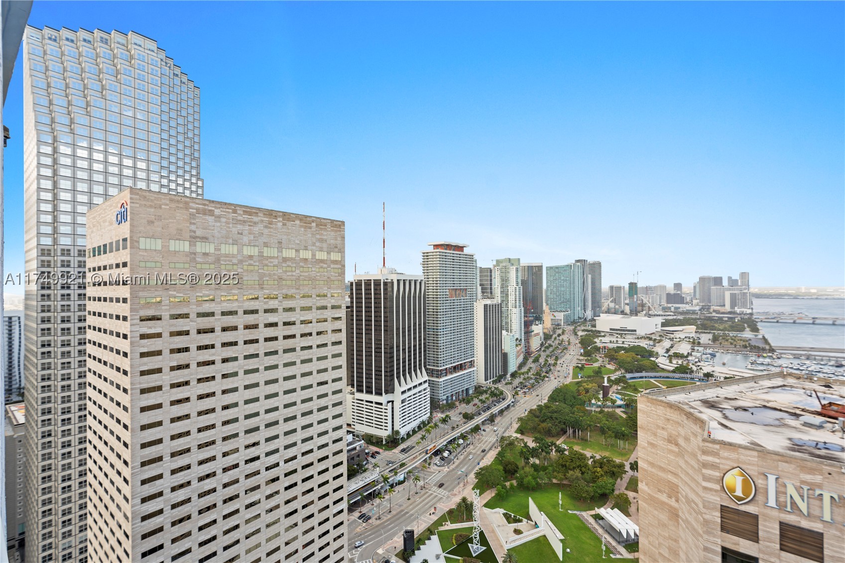 335 S Biscayne Blvd Uph02 Property Photo 18