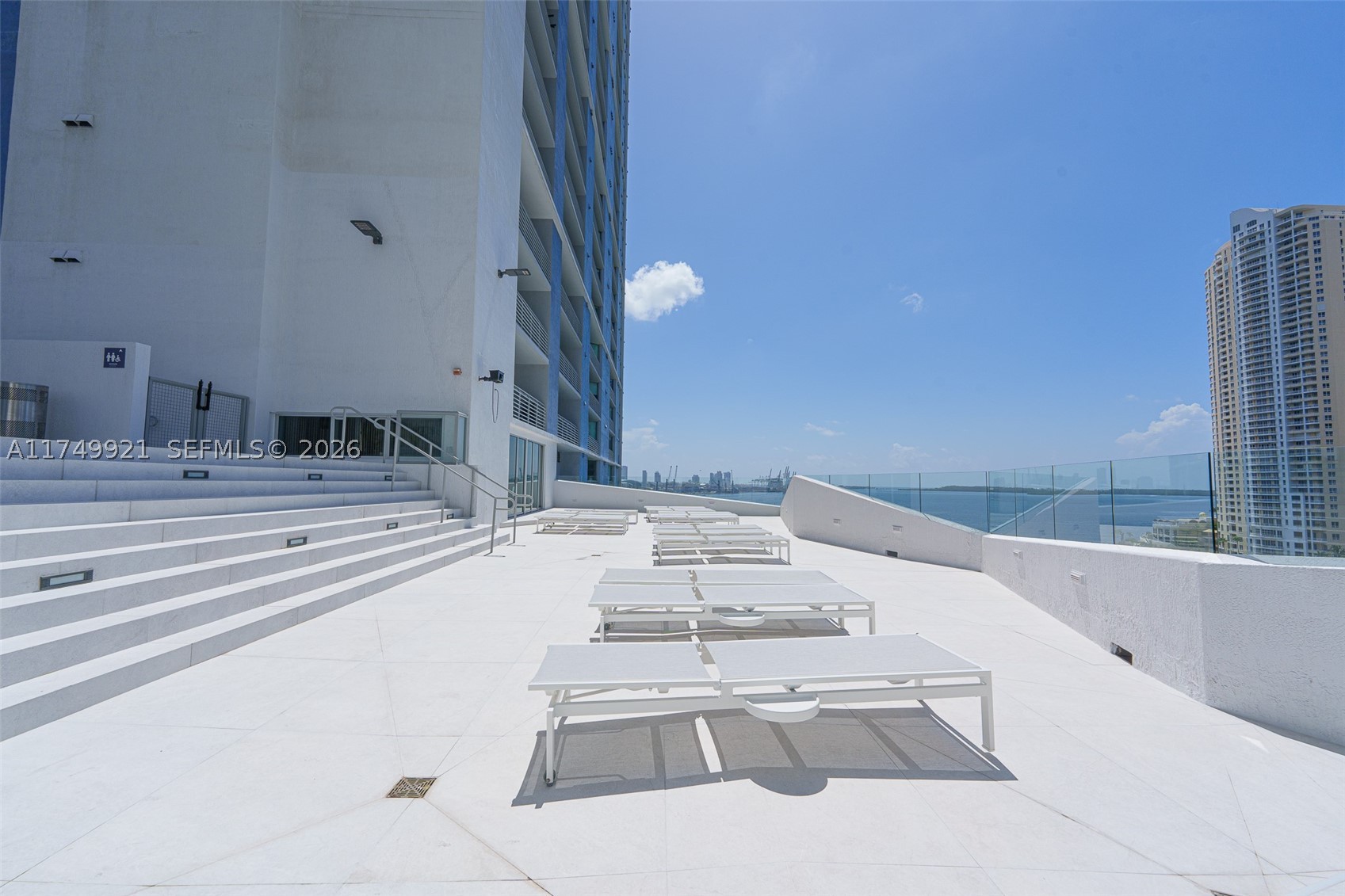 335 S Biscayne Blvd Uph02 Property Photo 51