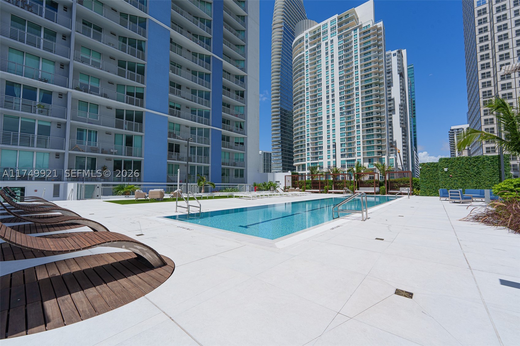 335 S Biscayne Blvd Uph02 Property Photo 56
