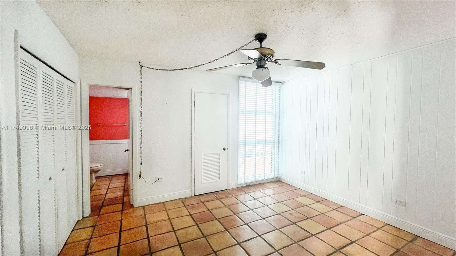 188 Atlantic Blvd B Property Photo 12