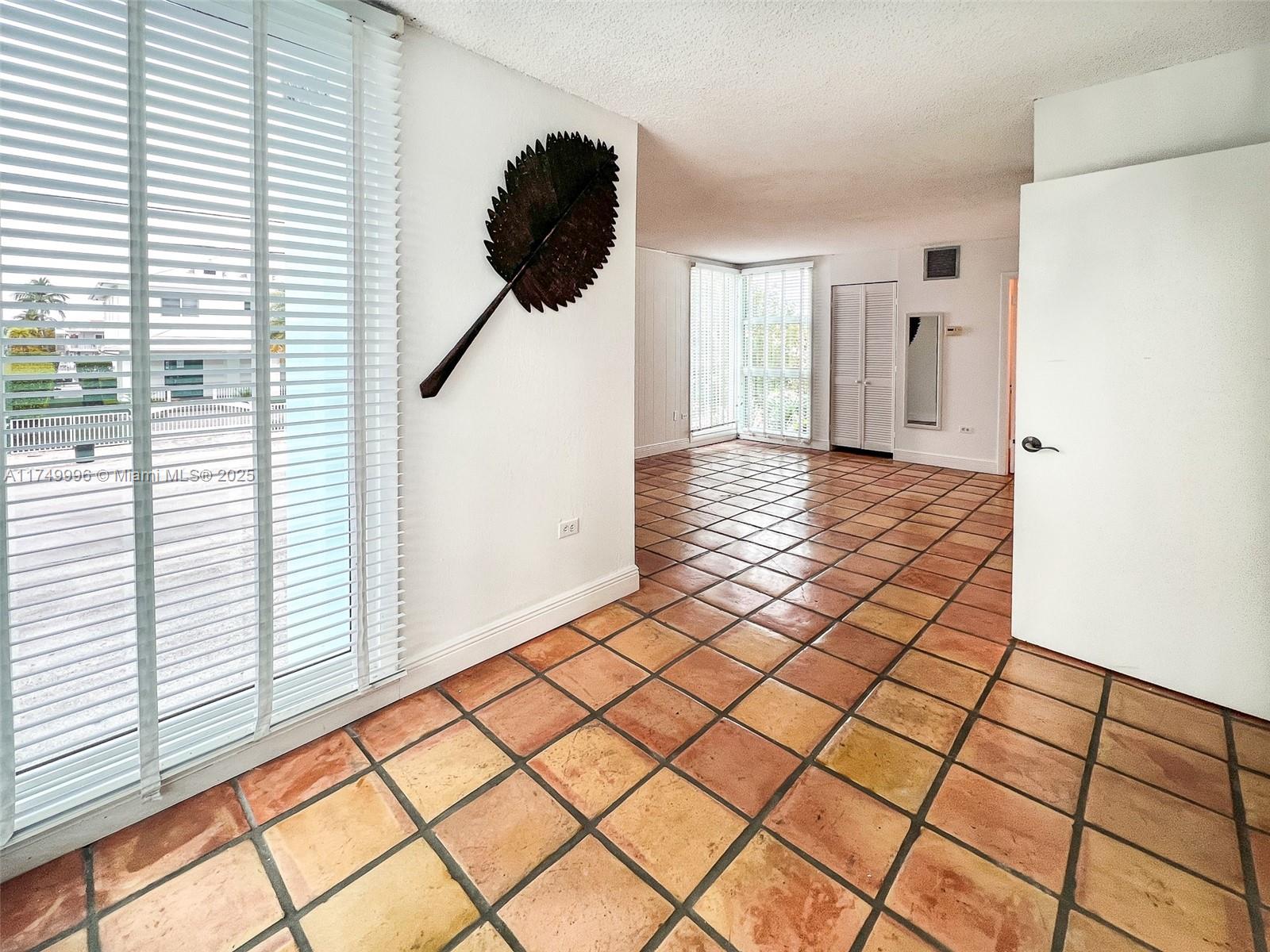 188 Atlantic Blvd B Property Photo 16