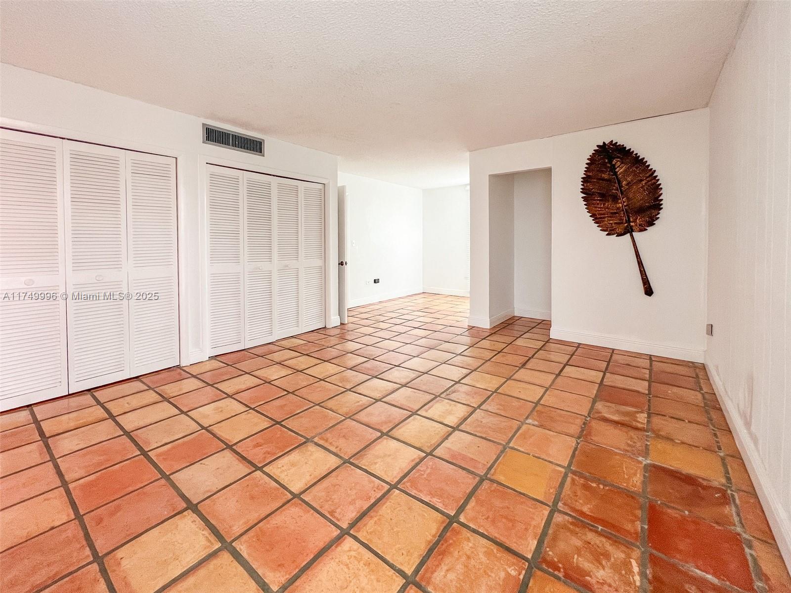188 Atlantic Blvd B Property Photo 18