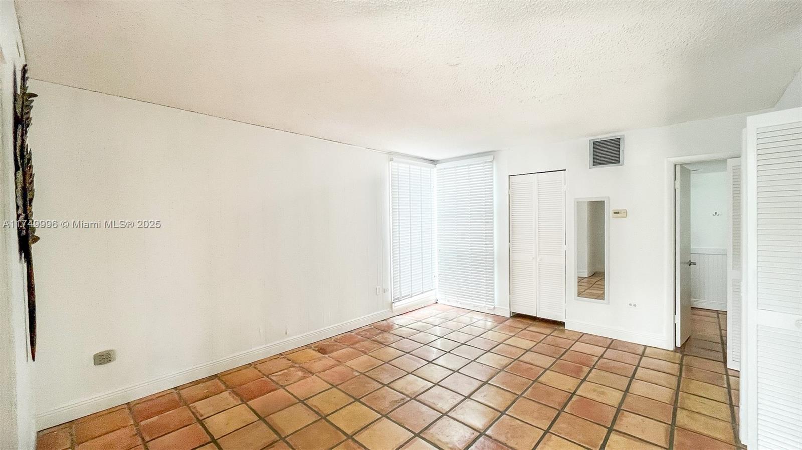 188 Atlantic Blvd B Property Photo 22