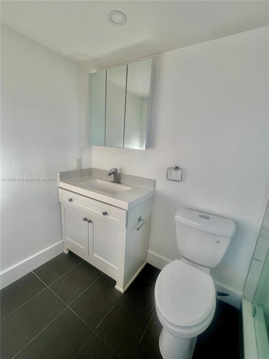 415 Se 11th Ter 301 Property Photo 14