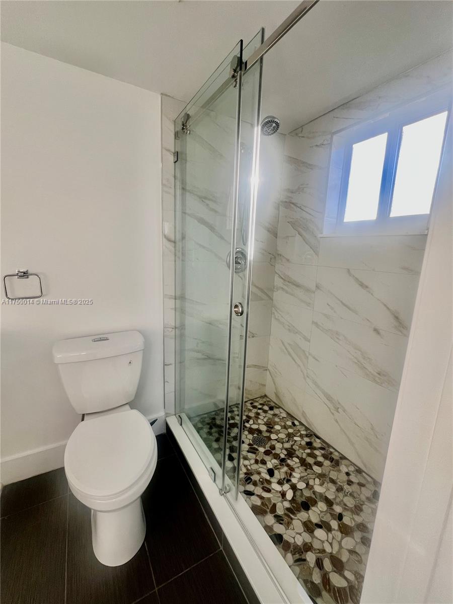 415 Se 11th Ter 301 Property Photo 15