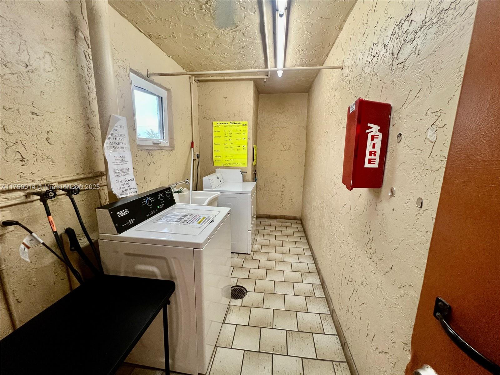 415 Se 11th Ter 301 Property Photo 42