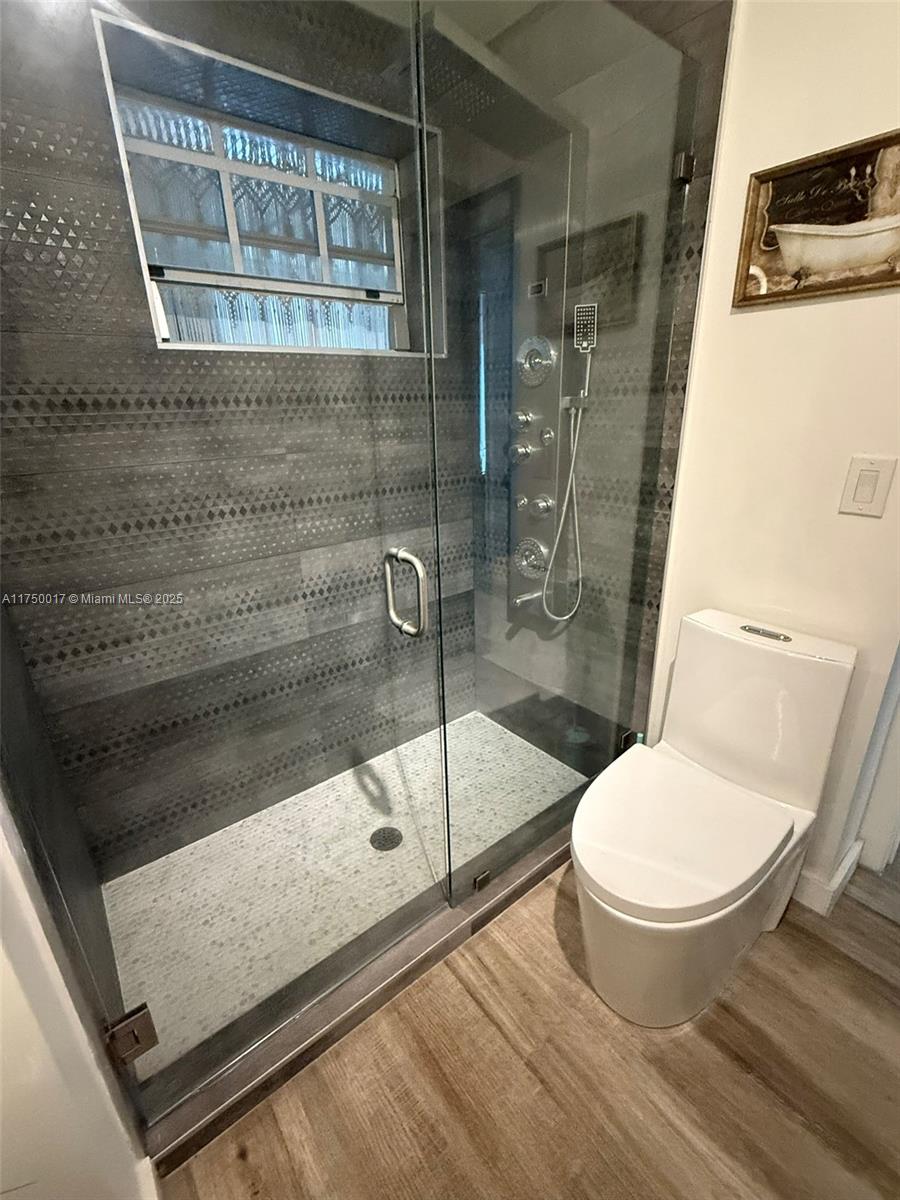 12500 Alamanda Dr Property Photo 30