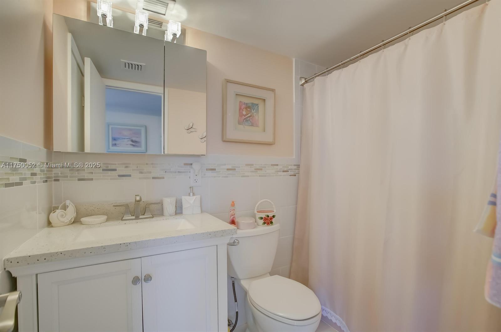 1505 N Riverside Dr 604 Property Photo 31