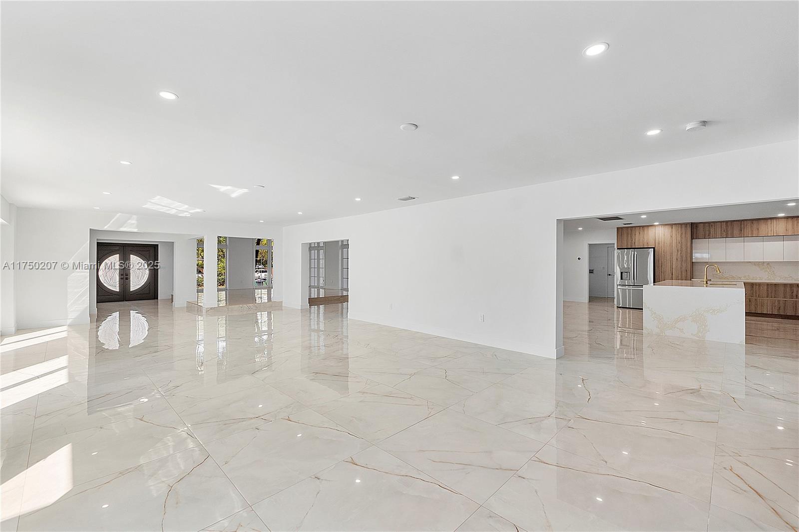 15201 Sw 74th Place Property Photo 16