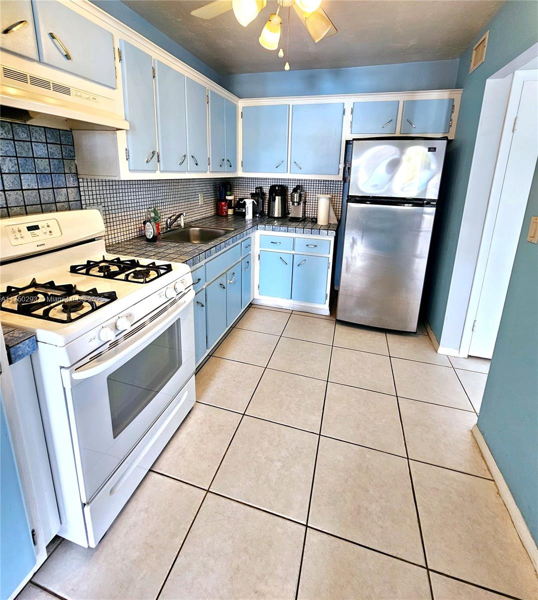 8024 Tatum Waterway Dr 5d Property Photo 6