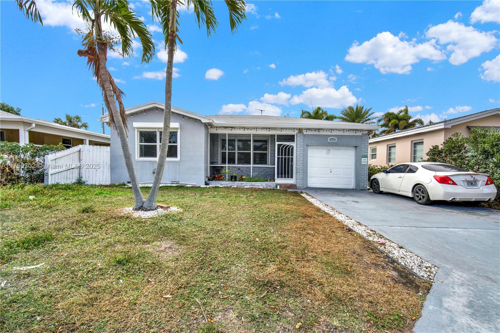 1317 N M St Property Photo
