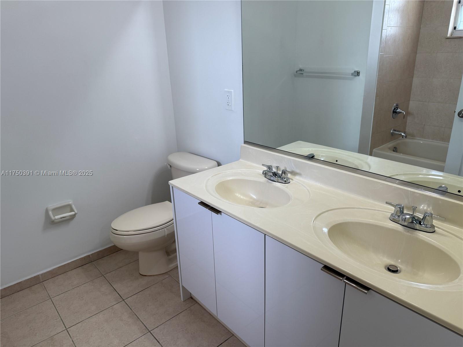 13990 Sw 260th St 102 Property Photo 16