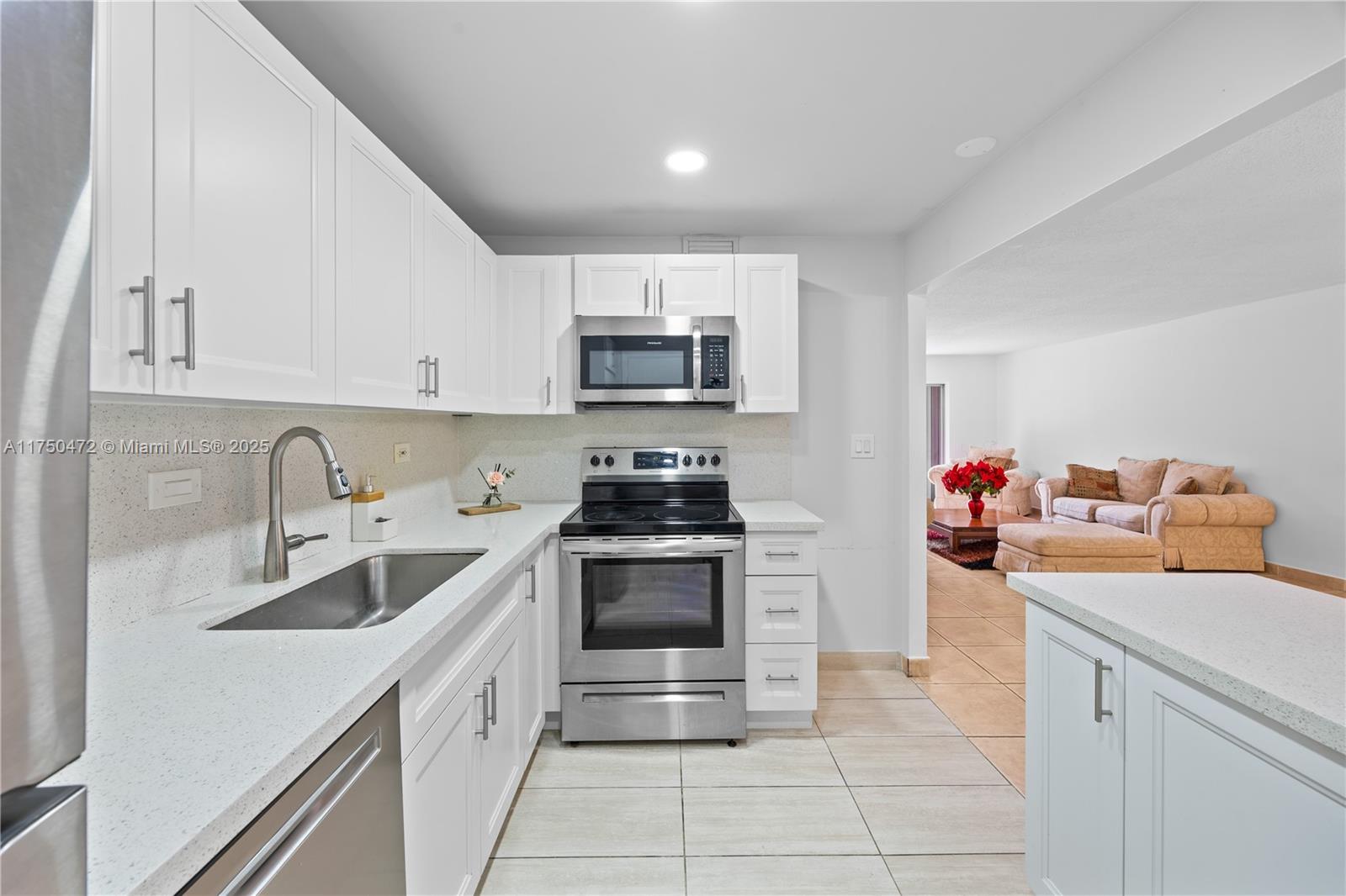 8107 Sw 72nd Ave 106e Property Photo 7