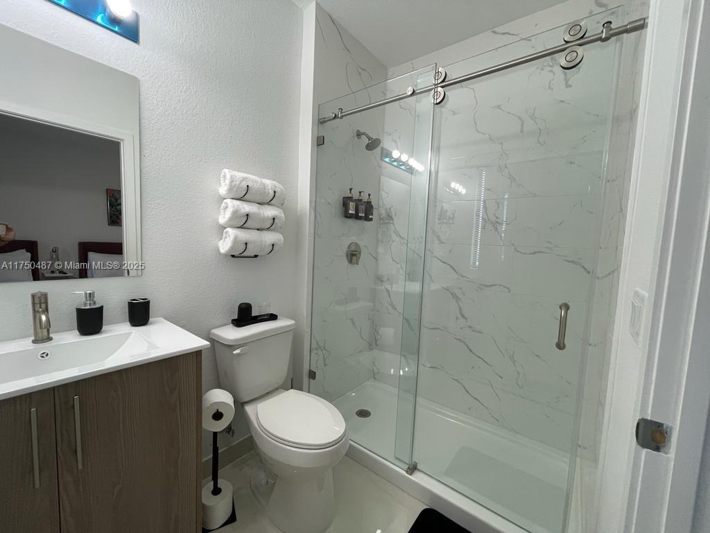 302 Nw 11th Ct Property Photo 19