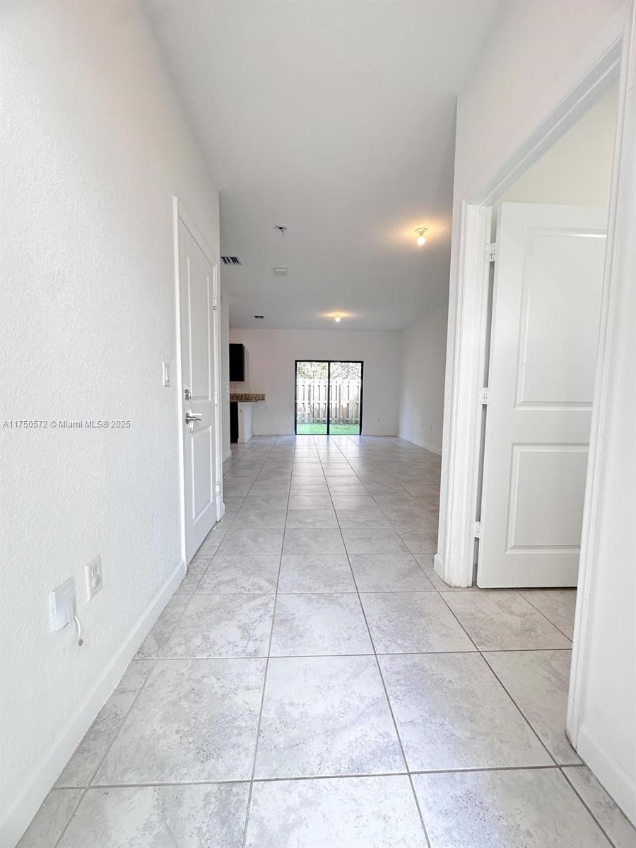 20661 Ne 2nd Ct 20661 Property Photo 19