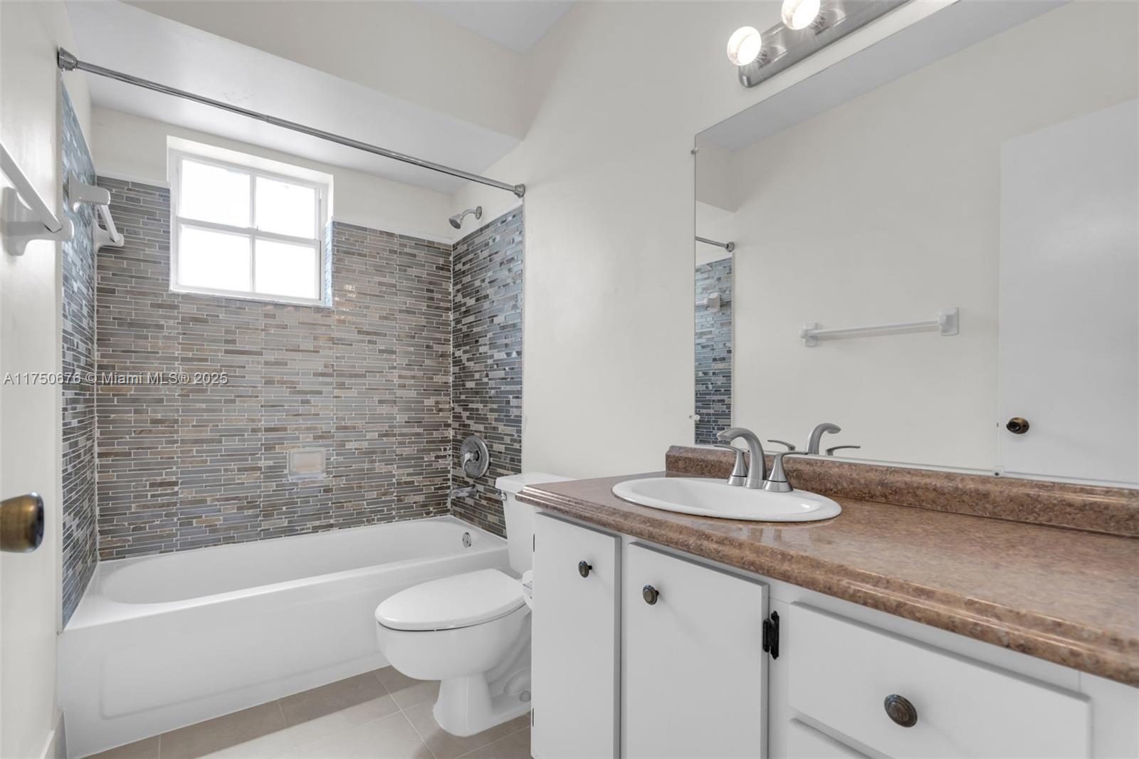 29 Santillane Ave 7 Property Photo 18