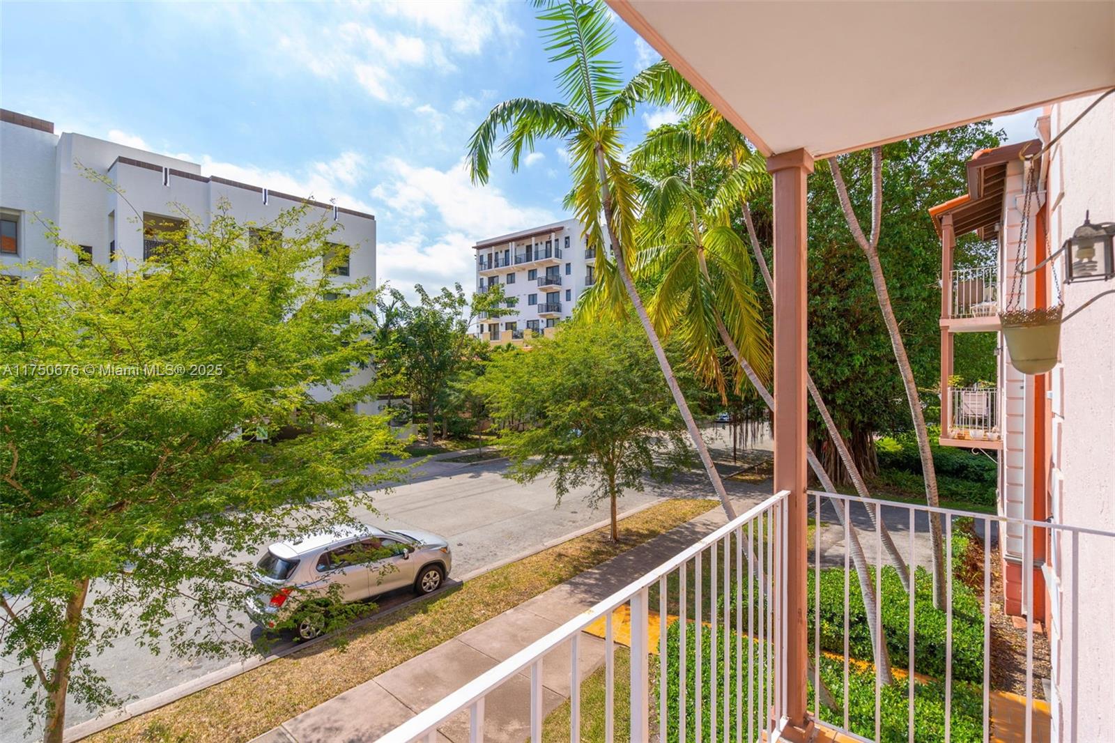 29 Santillane Ave 7 Property Photo 20