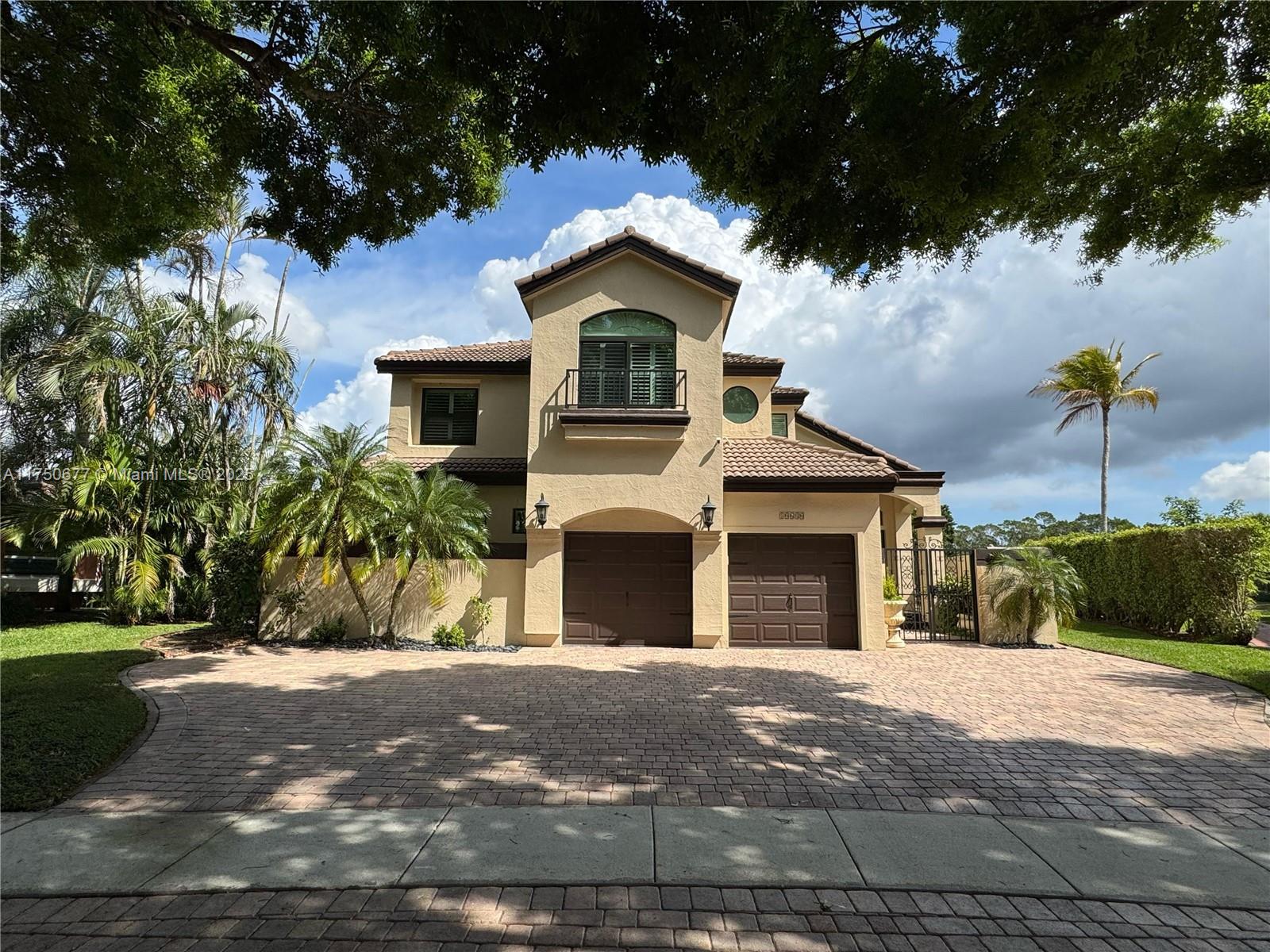 10680 Avenida Santa Ana Property Photo
