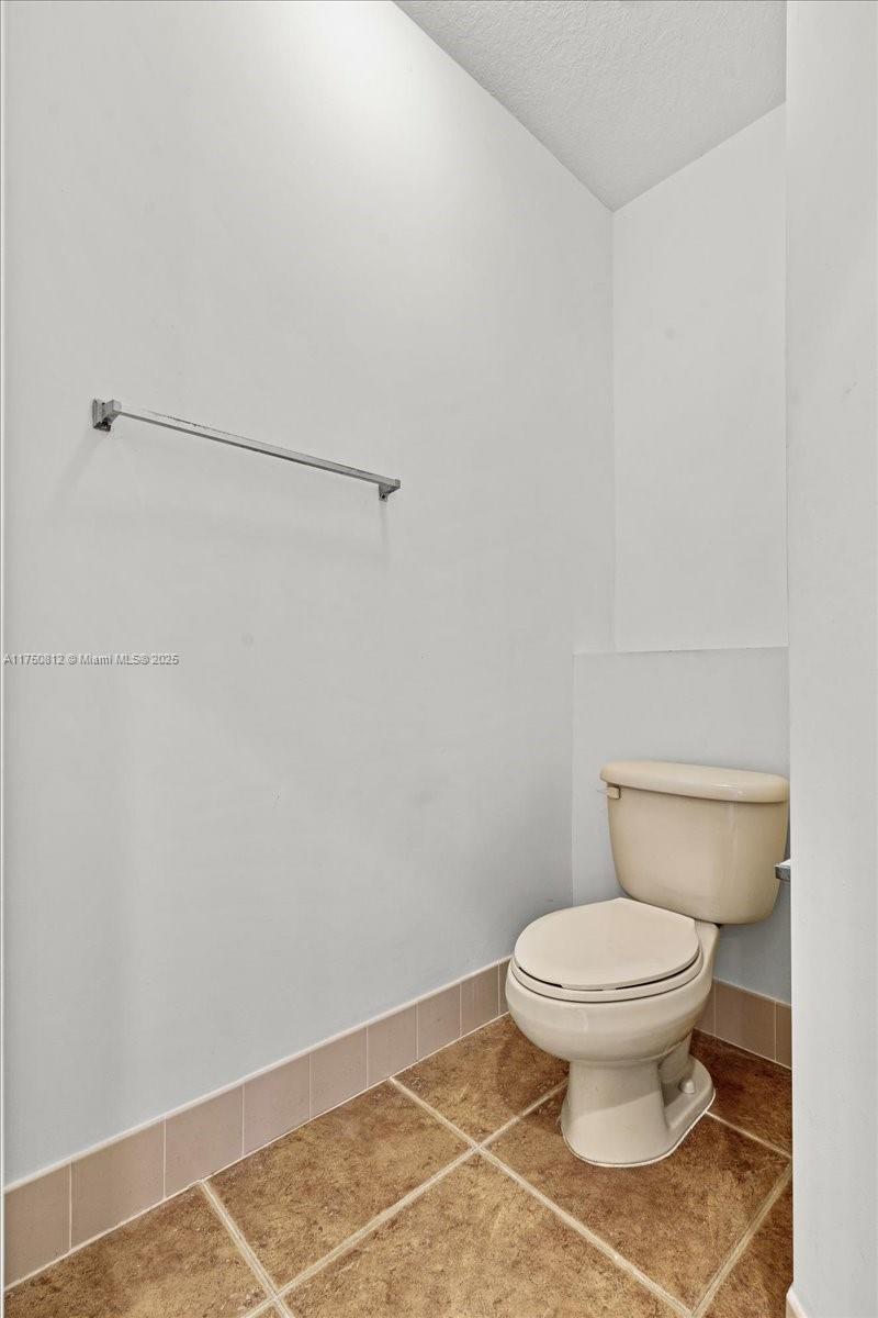 1597 Se 20th Ter Property Photo 43