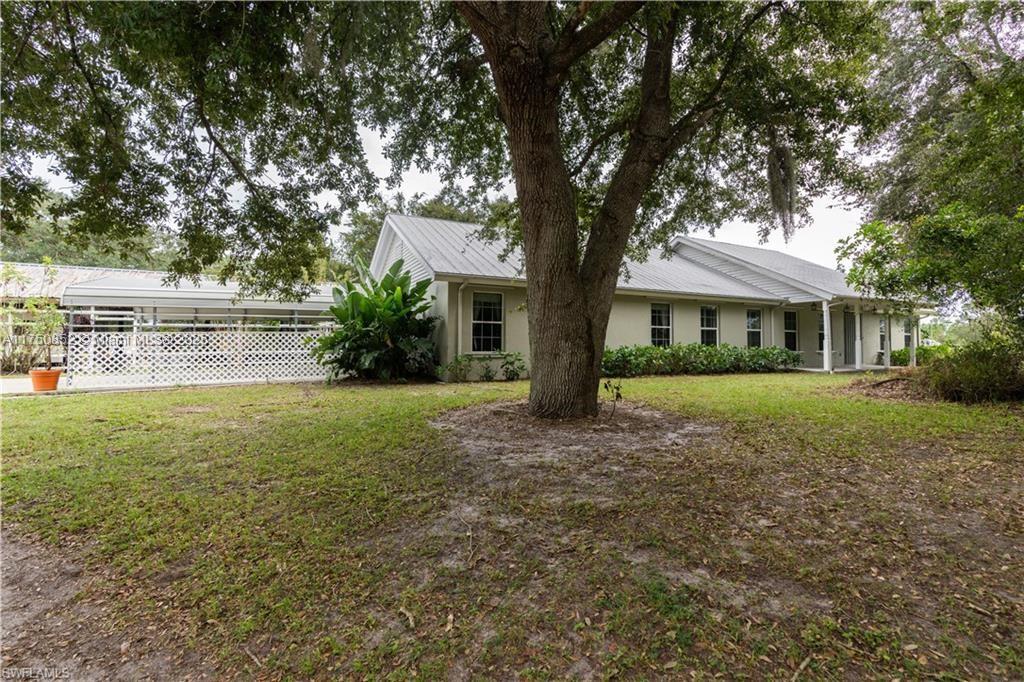 1291 S Swinging Trail Property Photo