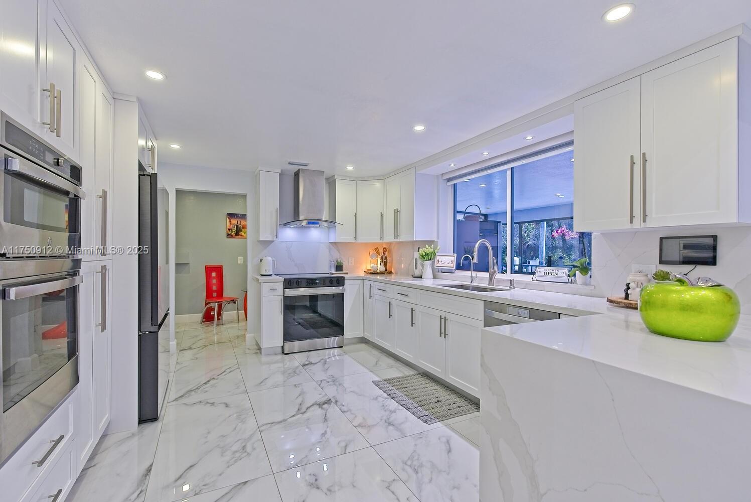 18955 Sw 264 Street Property Photo 14