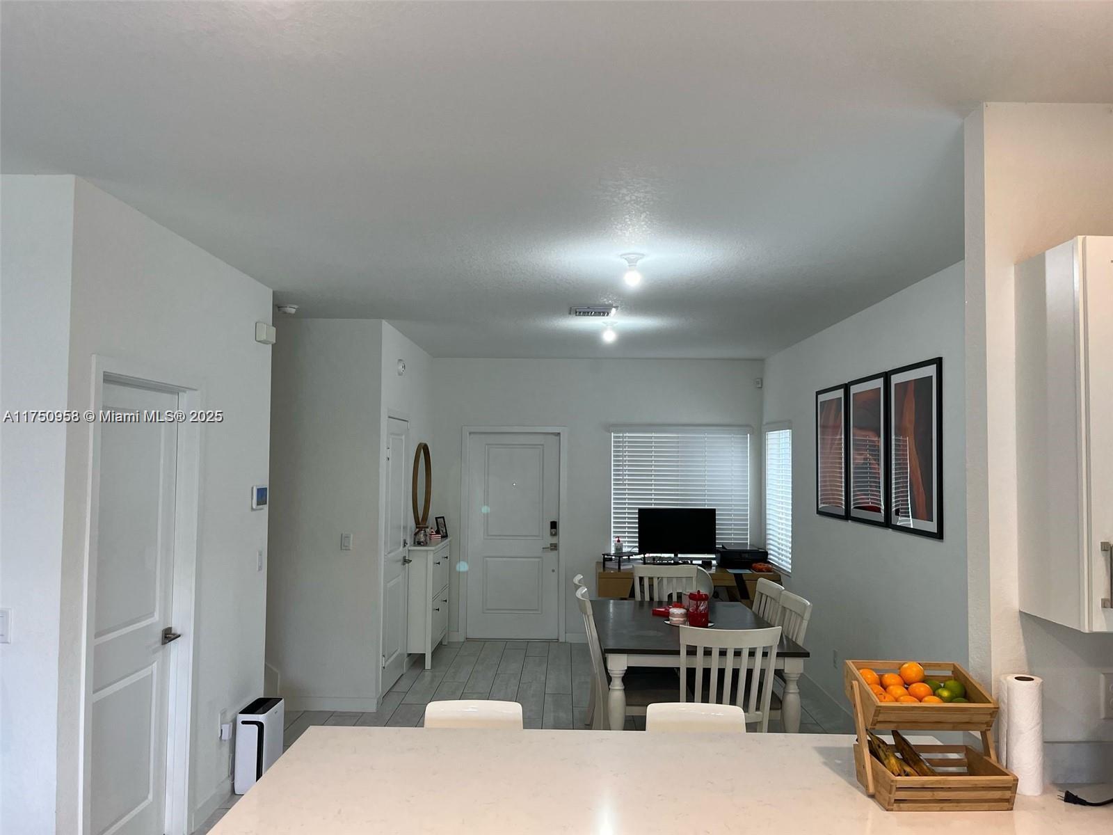 861 Se 16th Property Photo 14