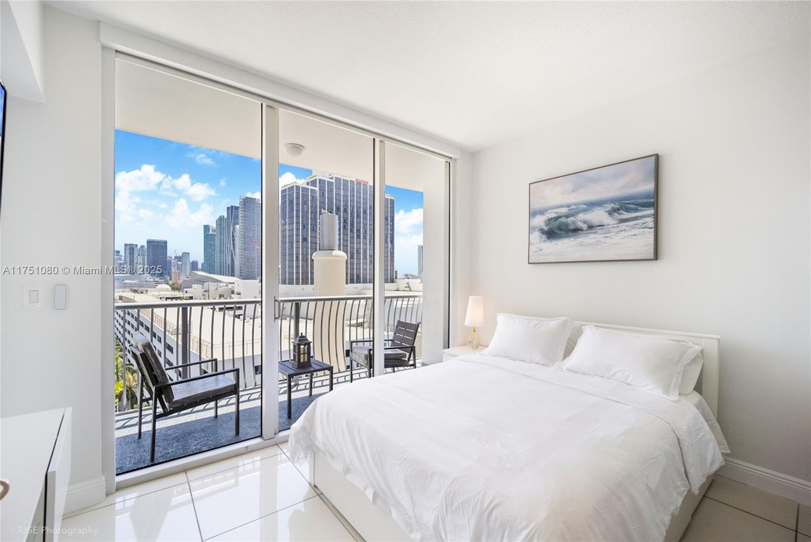 1750 N Bayshore Dr 1214 Property Photo 2