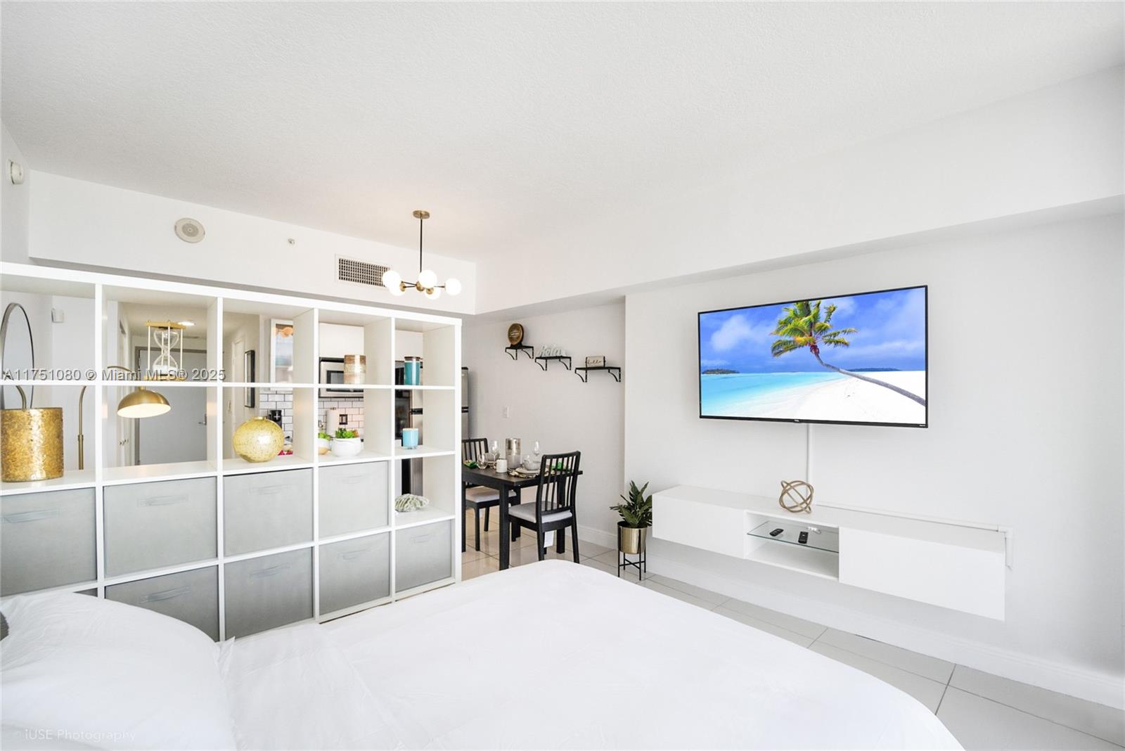 1750 N Bayshore Dr 1214 Property Photo 7