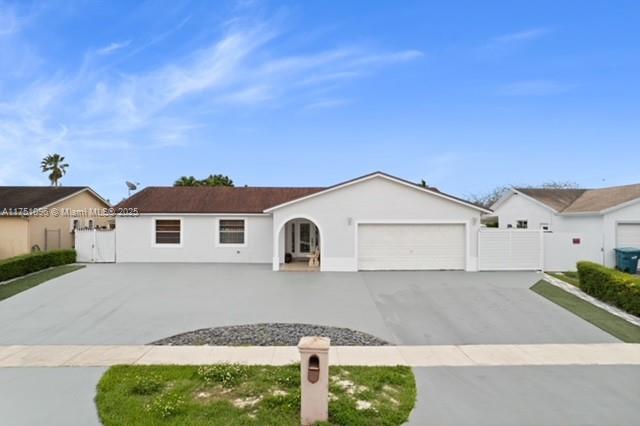 13060 Sw 262nd Ln Property Photo 1