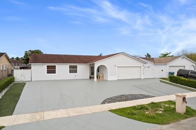 13060 Sw 262nd Ln Property Photo 2