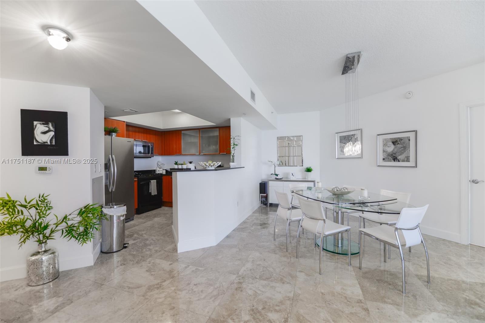 16699 Collins Ave. 1804 Property Photo 6