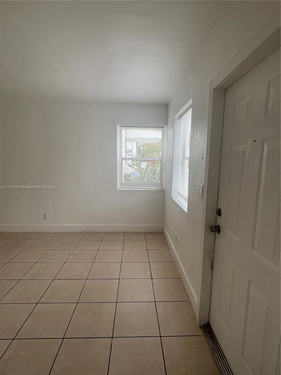 850 81st St 2 Property Photo 4