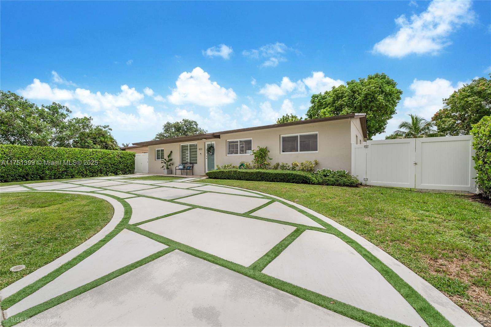 4031 Sw 104th Ave Property Photo