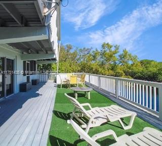 133 Valois Boulevard Property Photo 7