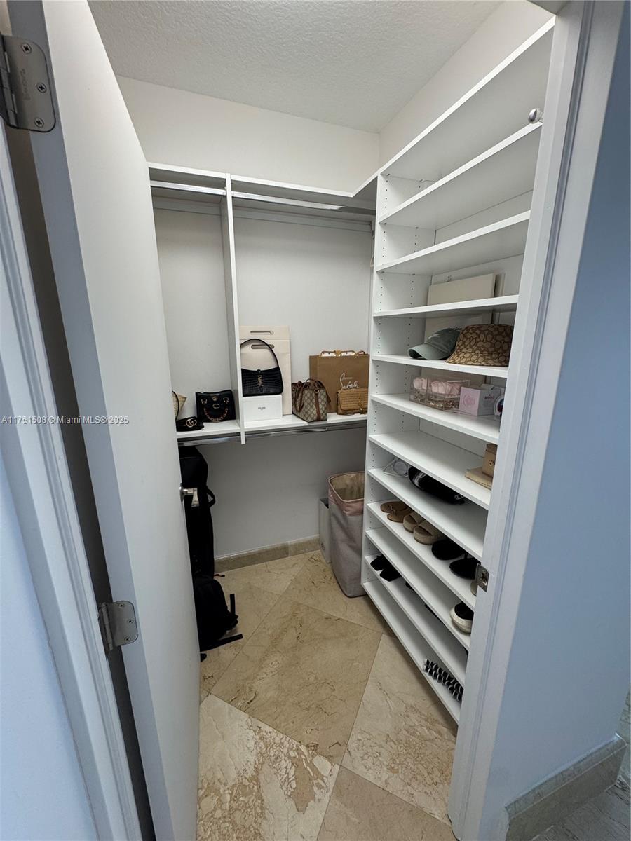 16699 Collins Ave 3905 Property Photo 22