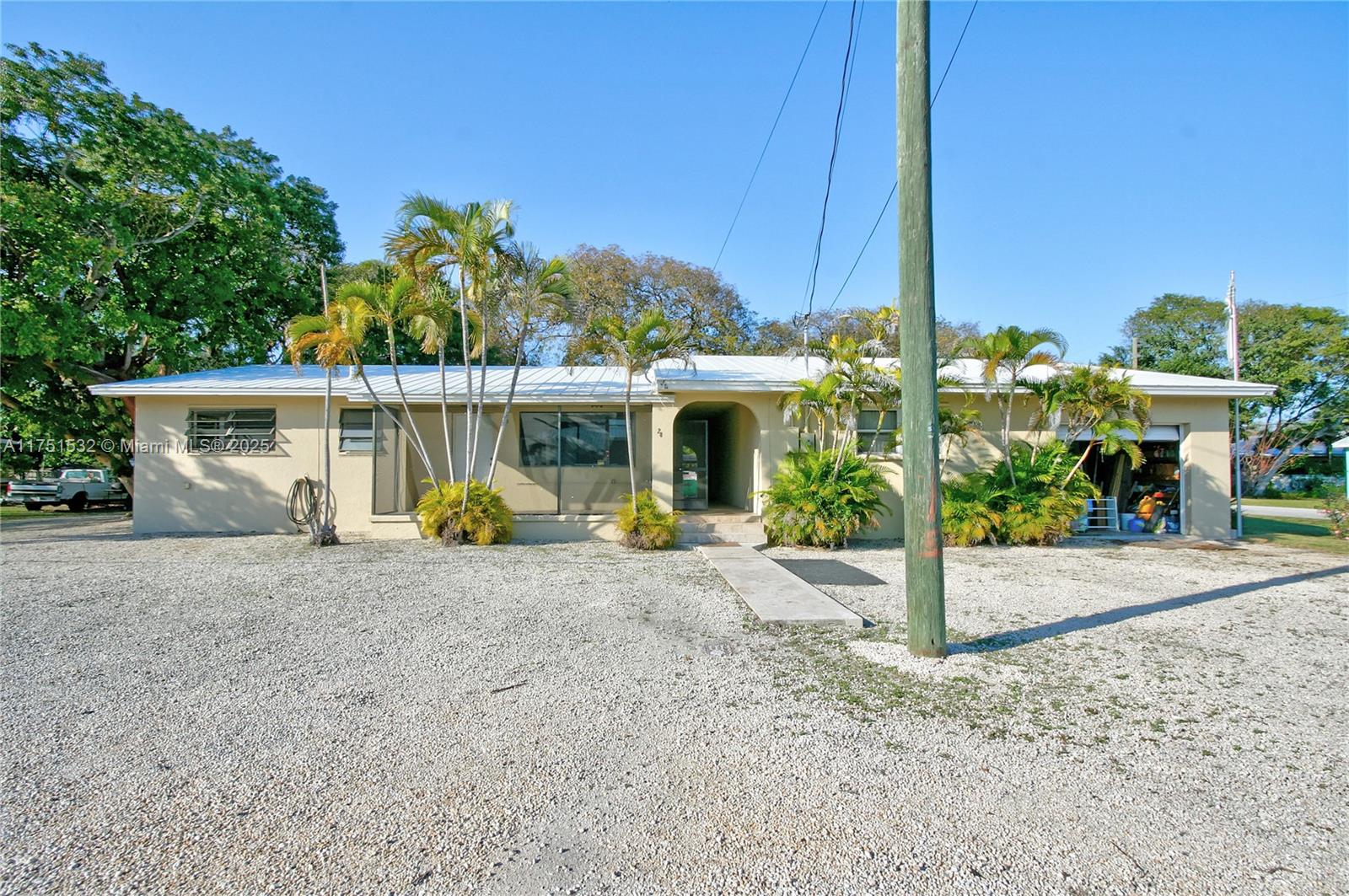 28 Bonefish Ave Property Photo 2