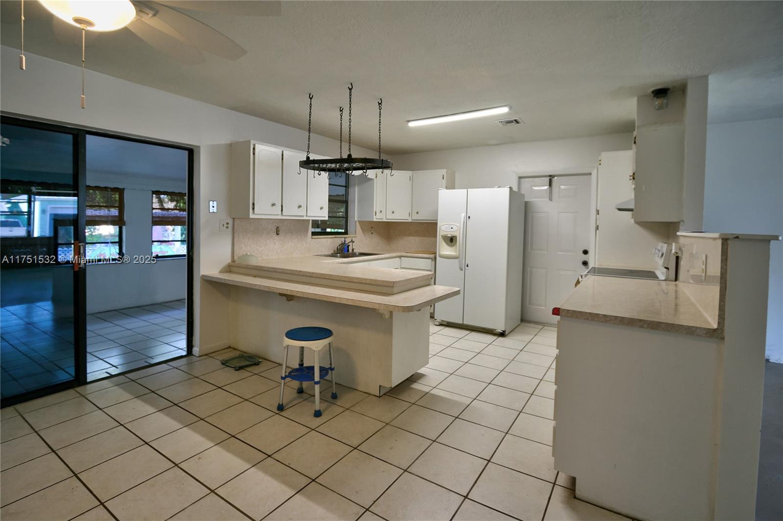 28 Bonefish Ave Property Photo 5