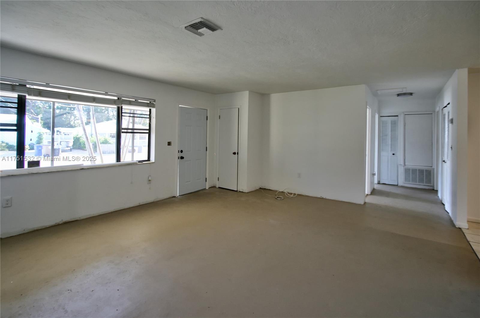28 Bonefish Ave Property Photo 8
