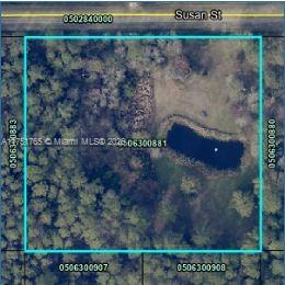 4225 Susan St Property Photo 11