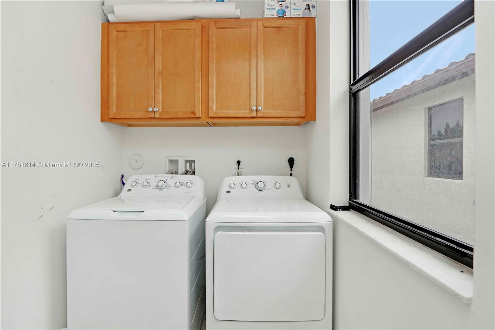 3293 W 98th Pl Property Photo 13