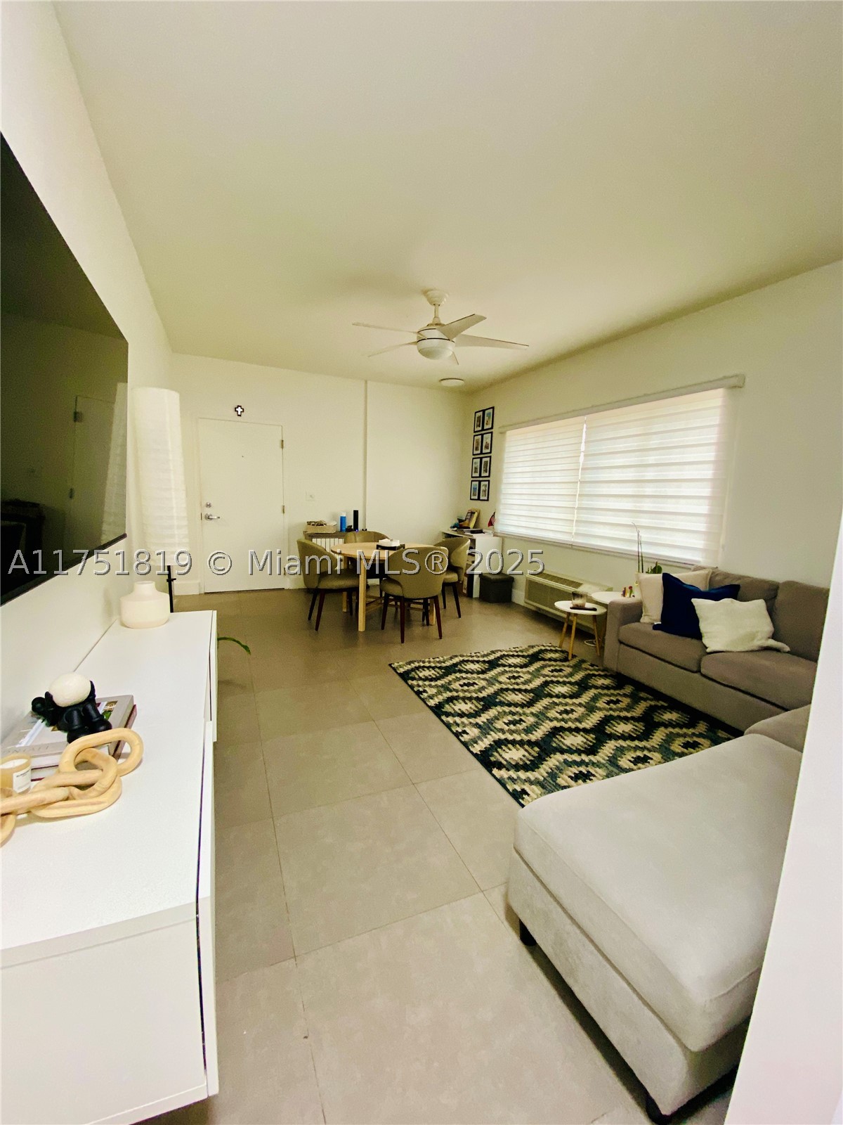 200 Azure Way Property Photo 37