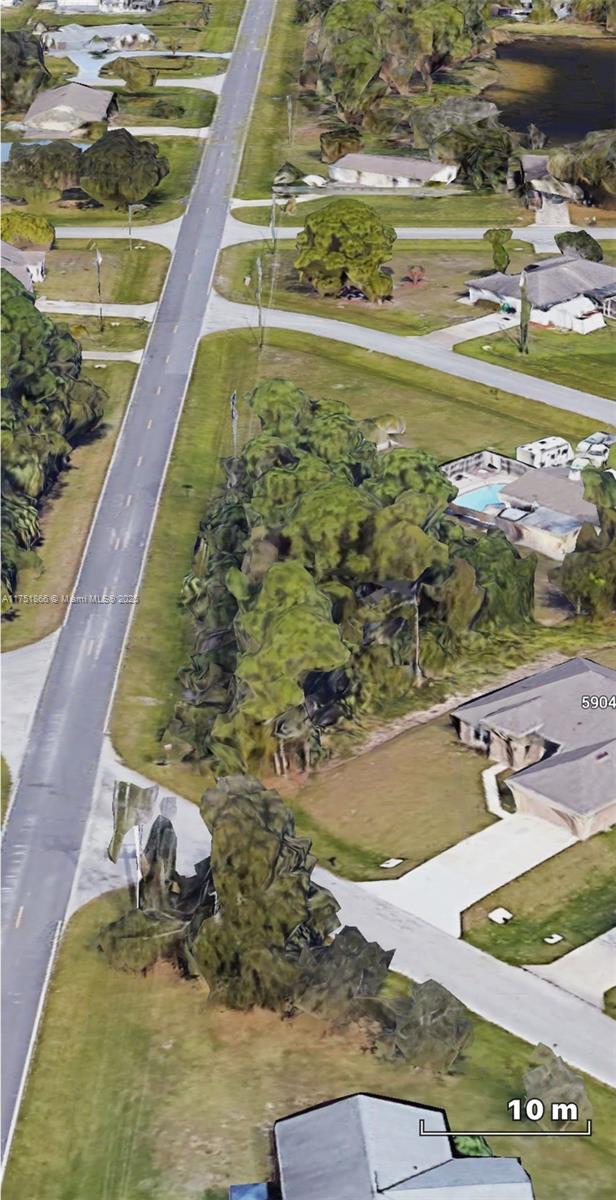 5906 Shannon Dr Property Photo 3