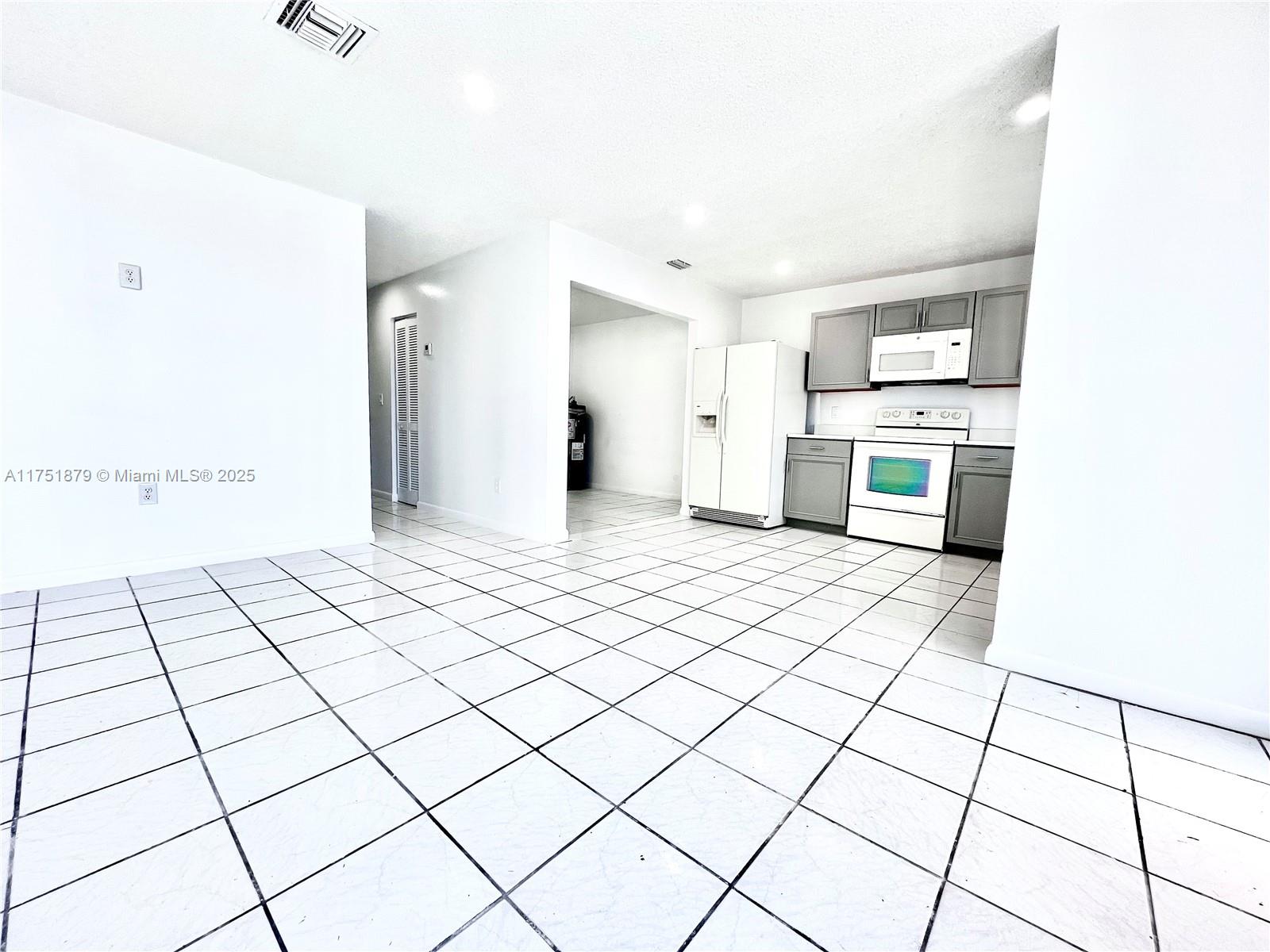 14208 Sw 283rd St Property Photo 10