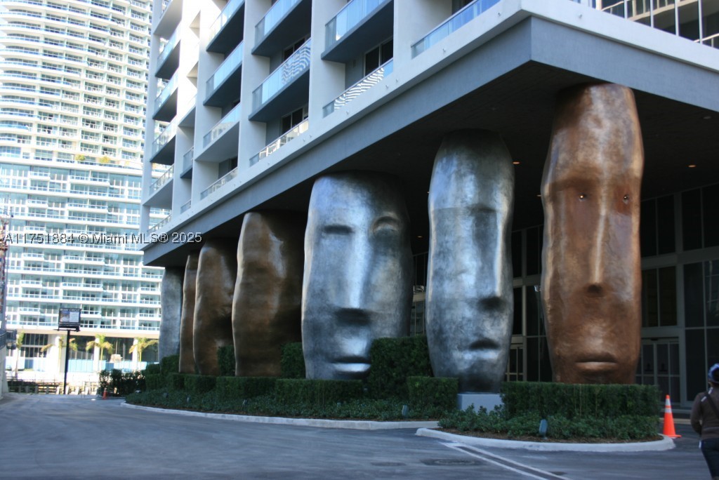 465 Brickell Ave 2405 Property Photo 1